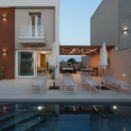 Twin Villas, Villa Marzamemi