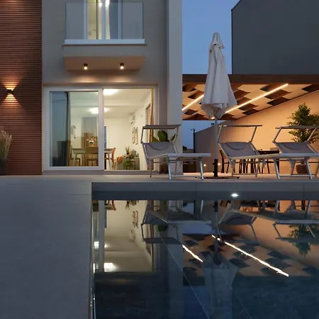 Twin Villas, Marzamemi